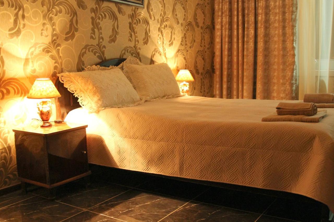Georgian Hosts Tbilisi Hotel Екстериор снимка